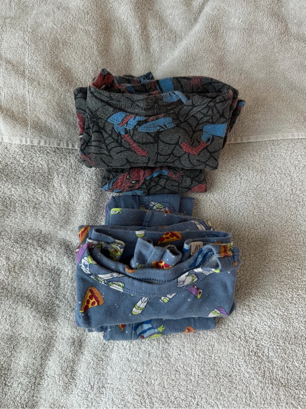 GAP Kids Spider-Man & Pizza Print Cotton Pajama Bottoms - Blue/Gray/Red